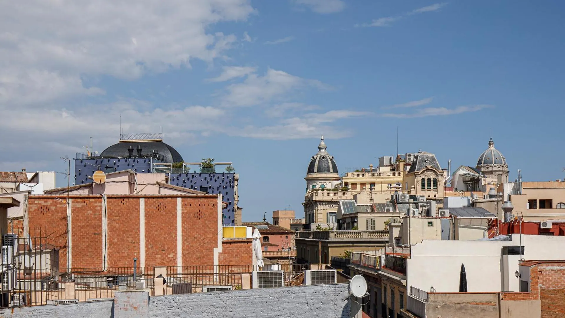 Luminous Top Floor Apartment With Terrace Barcelona Spain